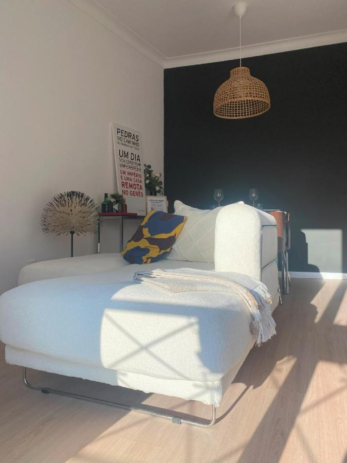 Lisbon, Renovated T2 Apartment Portas De Benfica Amadora Dış mekan fotoğraf
